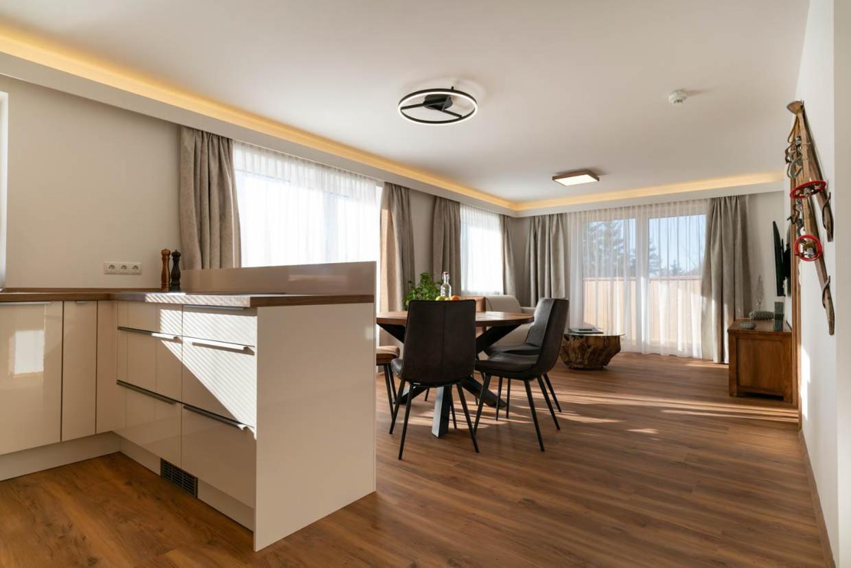 Waldrand Apartments Ramsau am Dachstein Exterior photo